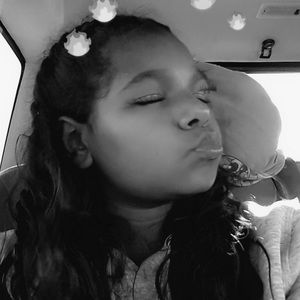 Meet your Posher, Samone